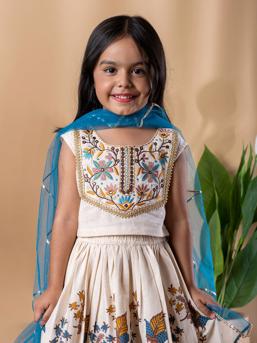 Little Gul Embroidered Ethnic Set