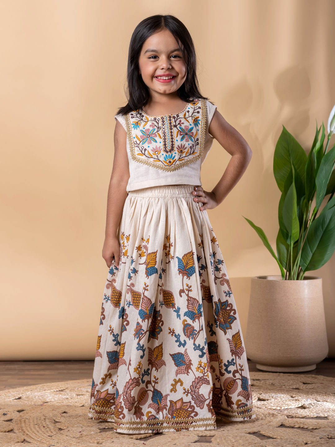 Little Gul Embroidered Ethnic Set