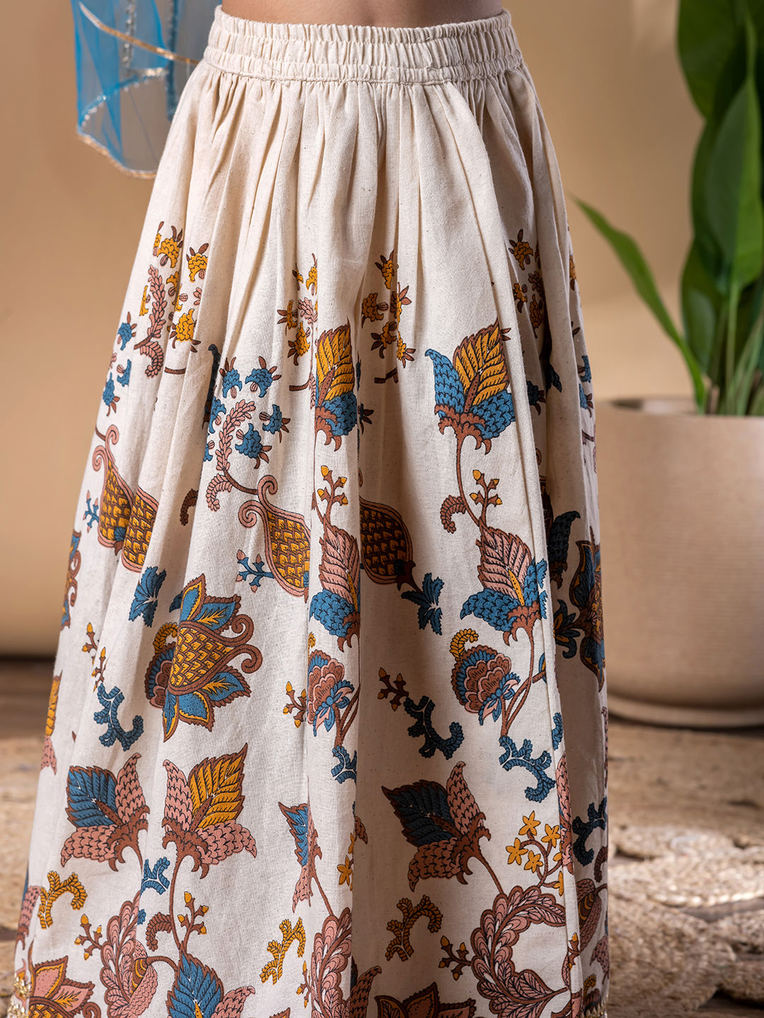 Little Gul Embroidered Ethnic Set