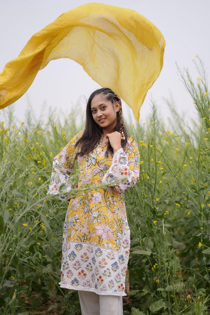 Yellow Field Lace Kurta | Cotton Printed | Handblock