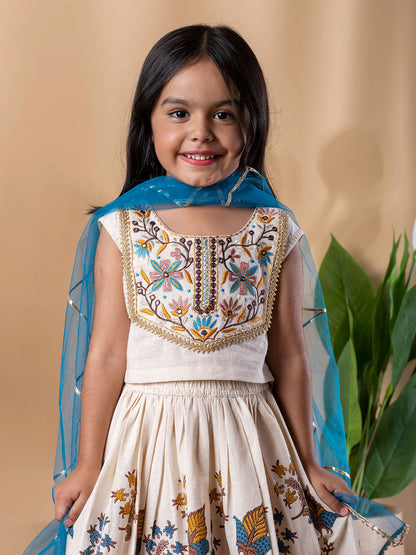 Little Gul Embroidered Ethnic Set
